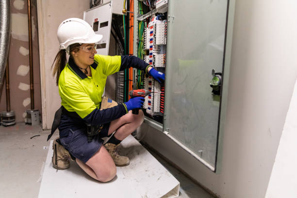 Best Electrical Contractors for Businesses  in New Canaan, CT