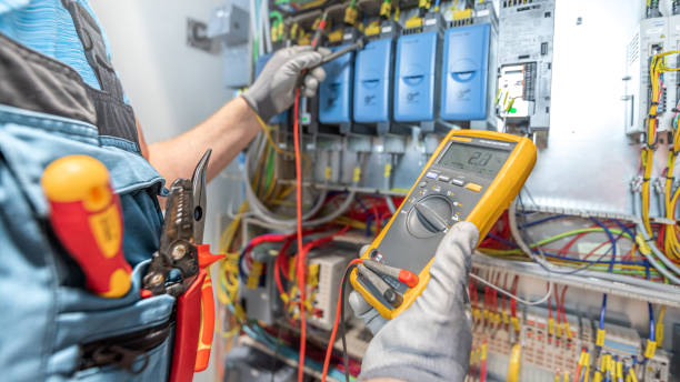 Best Circuit Breaker Repair  in New Canaan, CT